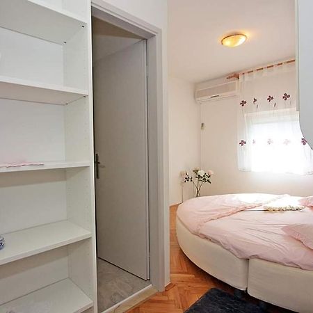 Apartment Samanta Supetar Zewnętrze zdjęcie