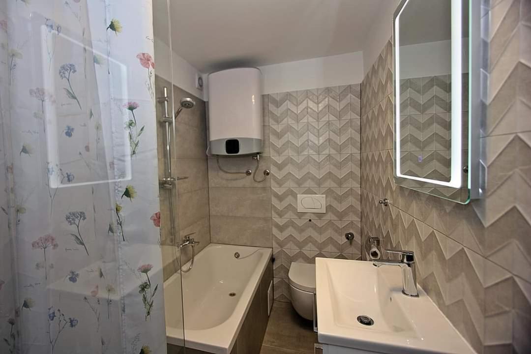 Apartment Samanta Supetar Zewnętrze zdjęcie