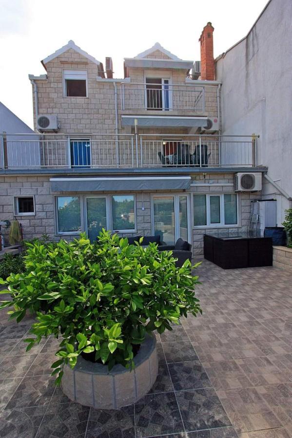 Apartment Samanta Supetar Zewnętrze zdjęcie