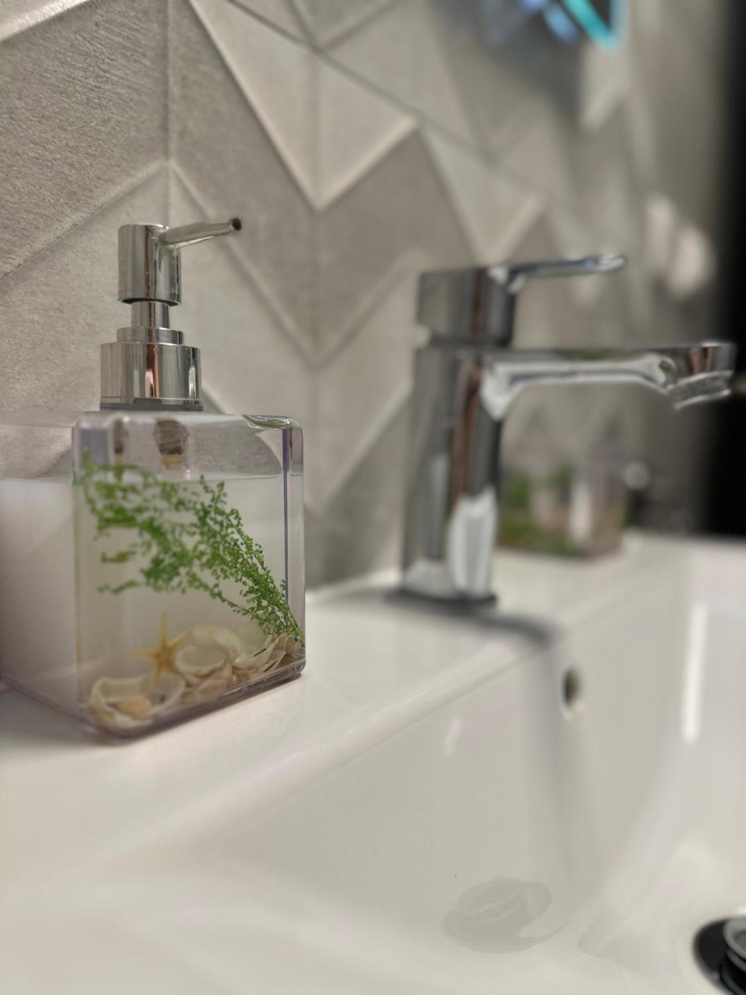 Apartment Samanta Supetar Zewnętrze zdjęcie